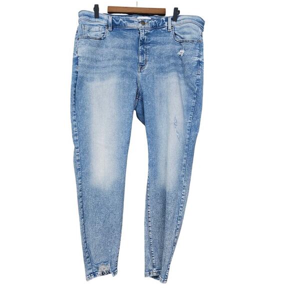 Lane Bryant Signature Fit High-Rise Pull-On Jegging Stone Light Wash Size 22 - Picture 3 of 8